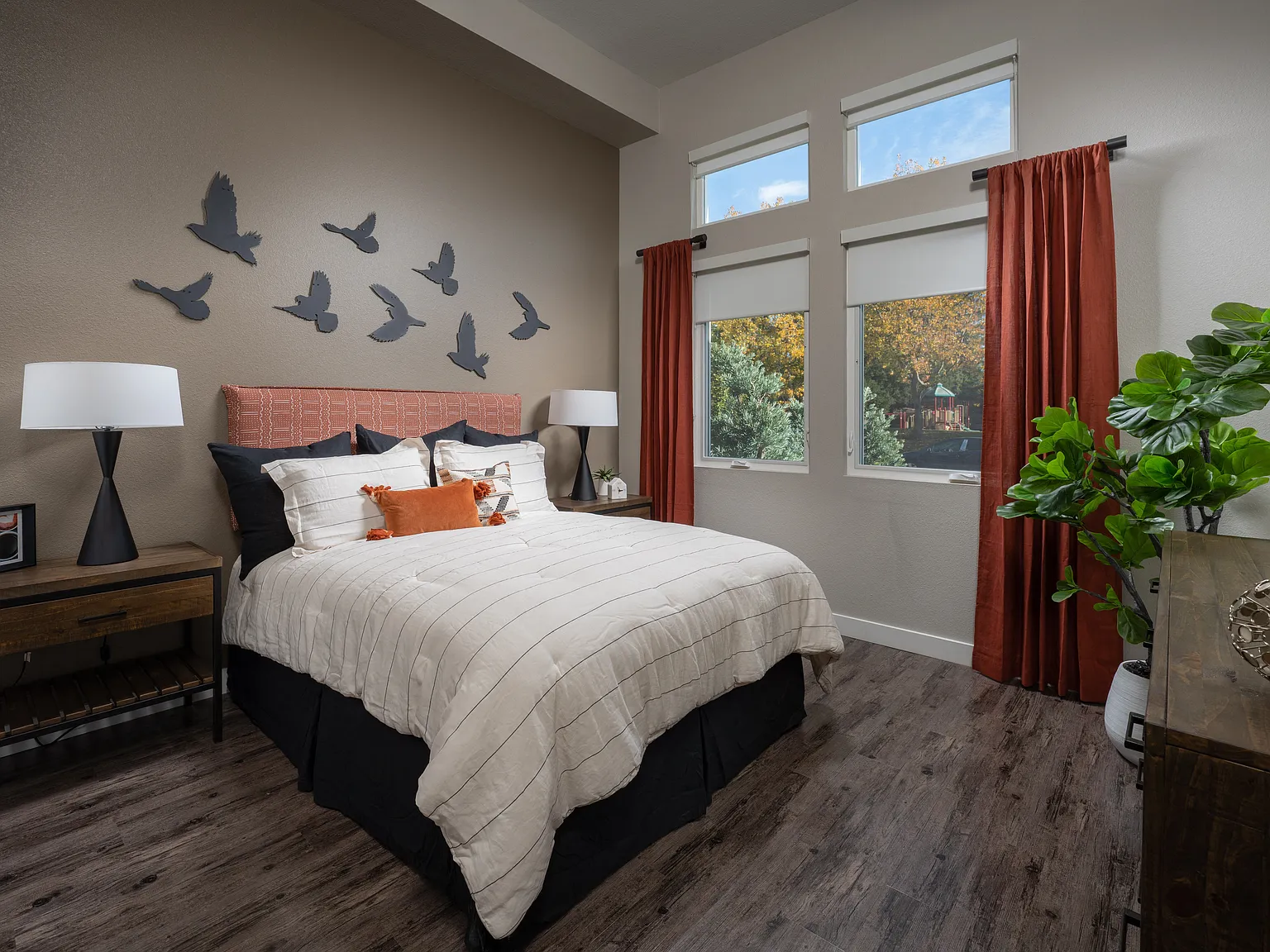 Ladera Apartments — Photo 4