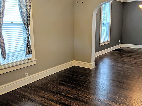 Entry/Living Rm 1