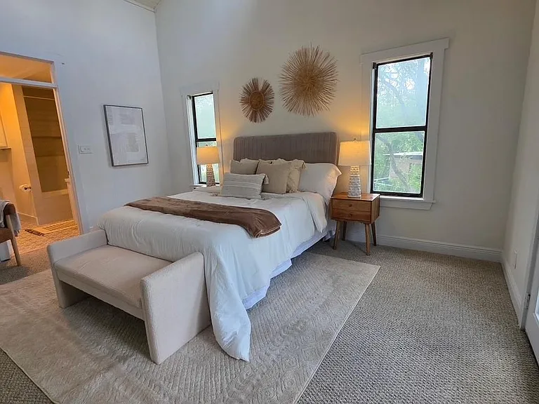 2802 De Soto Dr — Photo 18