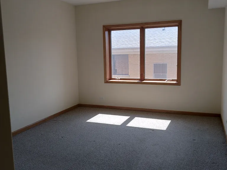 5761 W Higgins Ave #3D — Photo 9