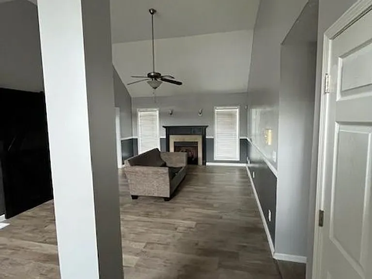 3720 Kendra Ct S — Photo 32