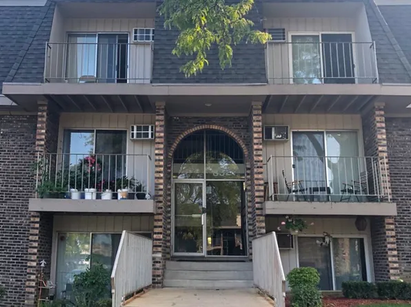 832 Winesap Ct APT 307, Prospect Heights, IL 60070