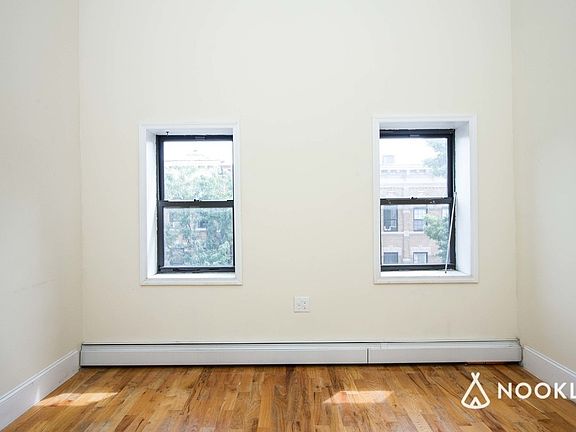 3rd image of 365 Palmetto St APT 2L