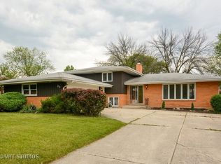 31 S Elm Ct, Palos Heights, IL 60463
