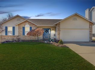 1019 Treeshade Dr, Saint Peters, MO