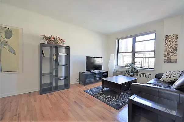 Rented by Corcoran | media 16