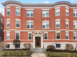 22 Garrison Rd APT 3, Brookline, MA 02445