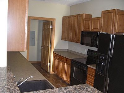 2nd image of 15705 Larimore Plz APT 4