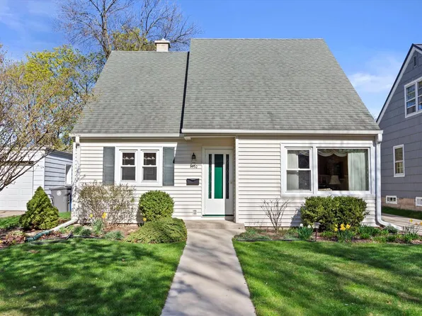 4730 North Woodruff AVENUE, Whitefish Bay, WI 53211