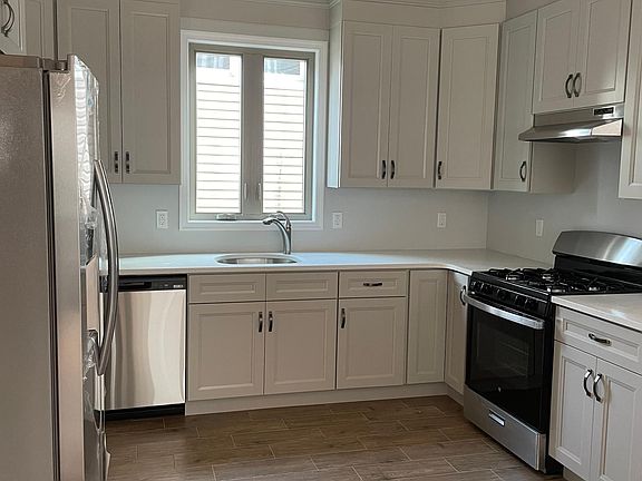 2nd image of 63 Holcomb Ave #1