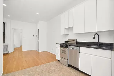 Rented by Mossanen Group