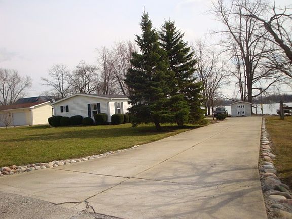 2nd image of 3867 W Wolfes Retreat #57