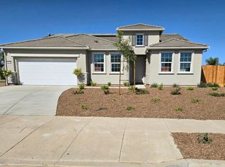 1200 Obsidian Pl, Los Banos, CA 93635