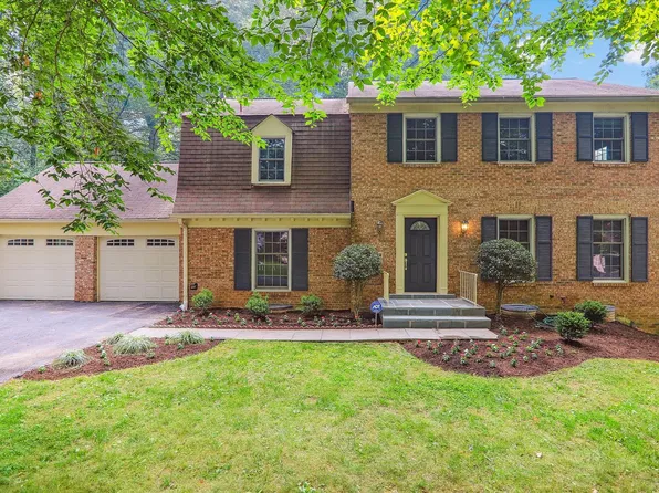 9309 Langford Ct, Potomac, MD 20854