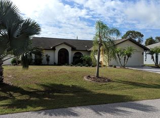 7270 Snow Dr, Englewood, FL 34224