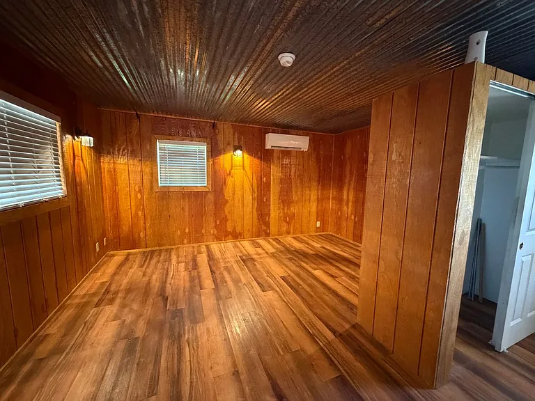 626 SE 7th St — Photo 5