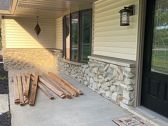4th image of 3601 W Pettigrew Dr
