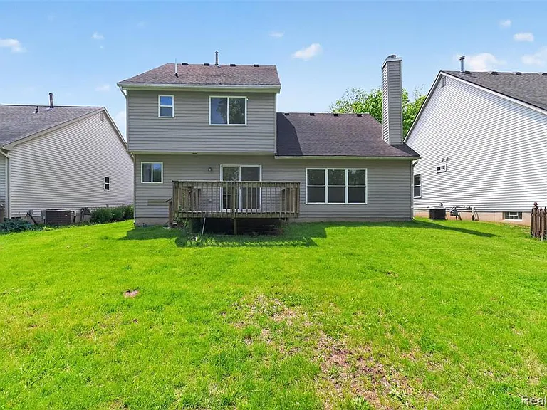 3457 Ashburnam Rd — Photo 45