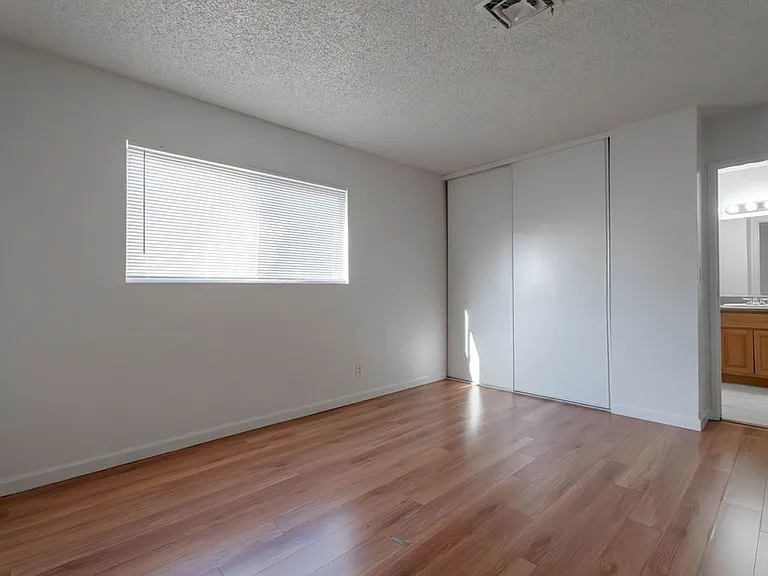 5198 Greene Ln — Photo 23