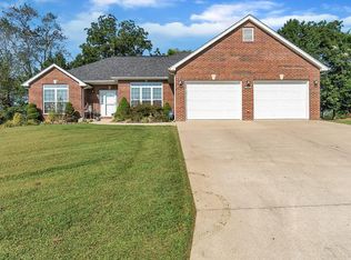 1711 Trevino Dr, Jackson, MO 63755