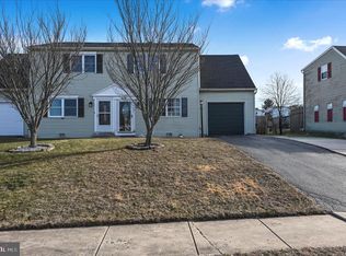 1634 Blue Jay Dr #A, Dover, PA 17315