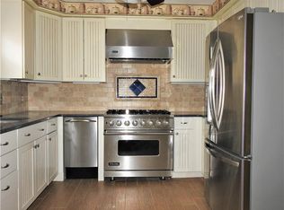 10 Leach St UNIT A2, Cumberland, RI 02864