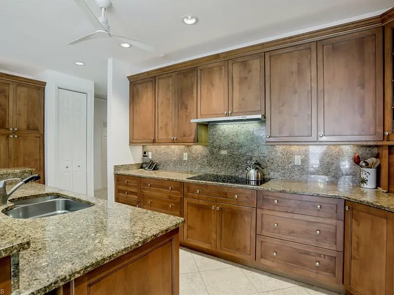 5895 Sonoma Ct — Photo 23