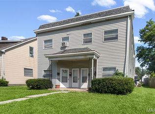 217 S 16th St, Belleville, IL 62220