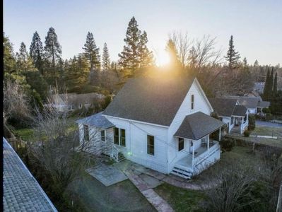 (Undisclosed Address), Grass Valley, CA, 95945