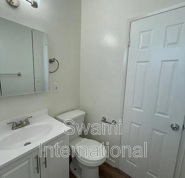 6100 11th Ave #4 — Photo 5