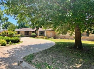 1337 N McFarland Pl, Claremore, OK 74017