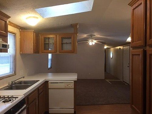 1st image of 426 Buchanan Dr