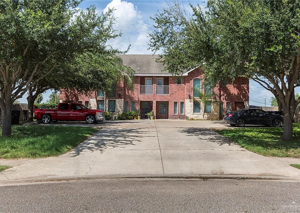 1st image of 103 S 48th Ln APT 3