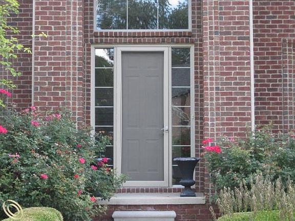 2nd image of 8416 Chatham Dr #46