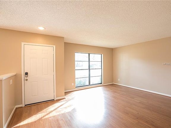 2nd image of 904 Smith Bay Dr
