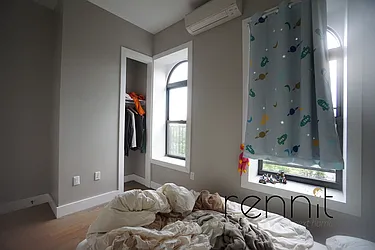 Rented by Rennit Inc.