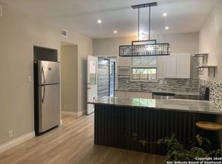 8655 Datapoint Dr APT 107, San Antonio, TX 78229