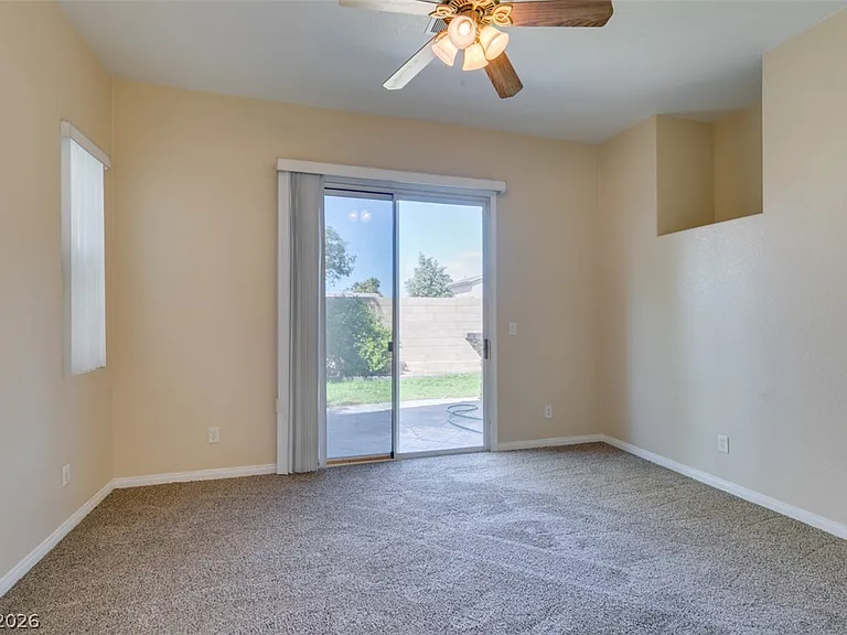 120 Woolman Rink Ave — Photo 32