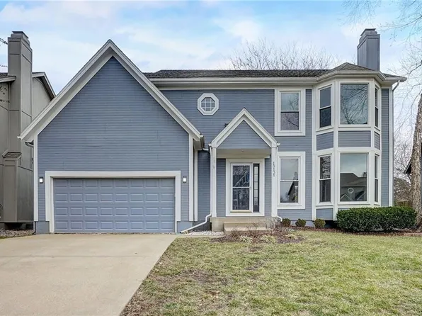 13131 S Summit St, Olathe, KS 66062
