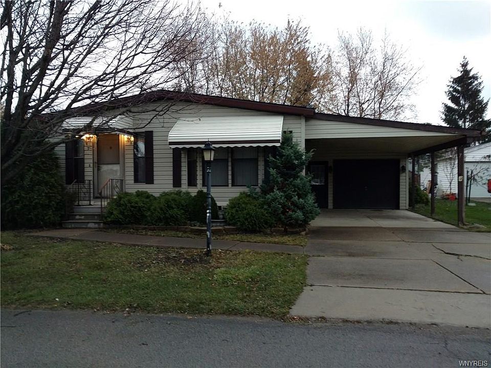 1st image of 7 Brookridge Dr