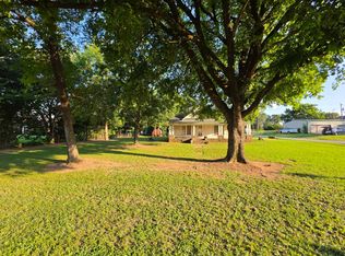 10 S Wood St, Charleston, AR 72933