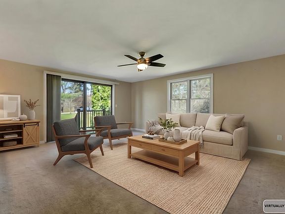 3rd image of 422 Ledgeview Drive