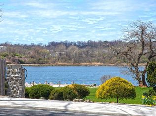 440 Bryant Ave, Roslyn Harbor, NY 11576
