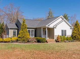 4555 Old Stage Rd, Radford, VA 24141