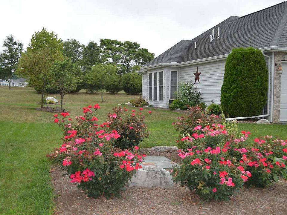 2nd image of 50 Longwood Dr