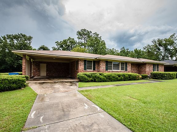 3rd image of 4011 Pine Pl