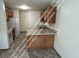 7601 44th St W APT 4, Tacoma, WA 98466