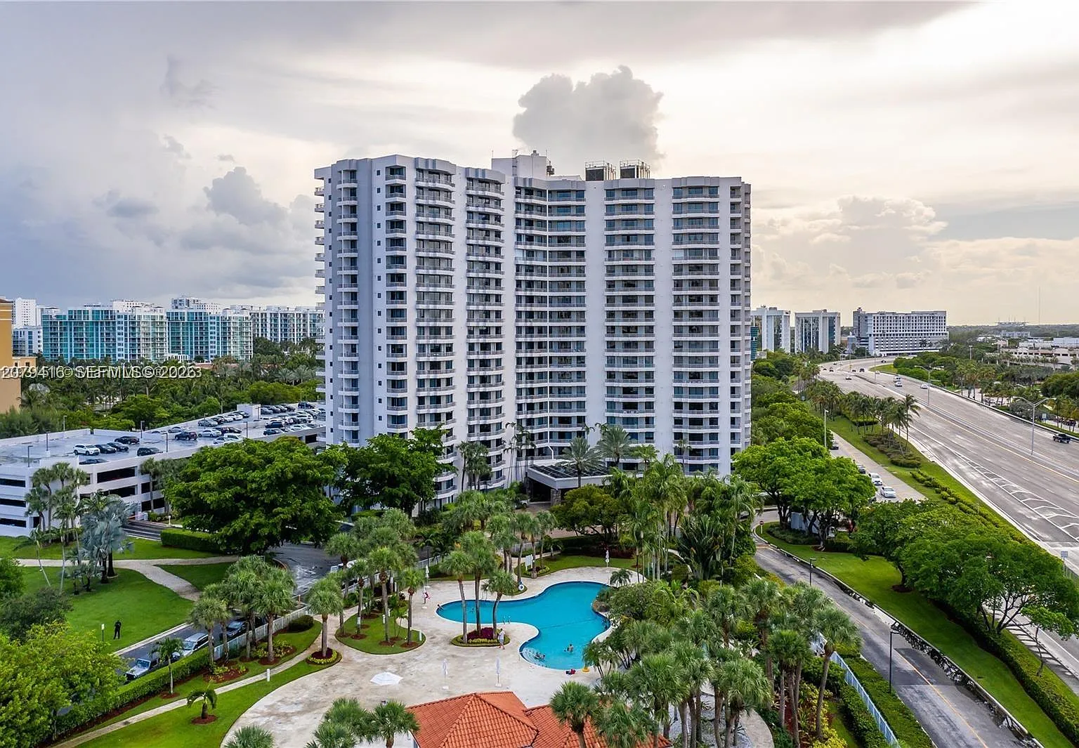 Parc Central Aventura Sou — Photo 1