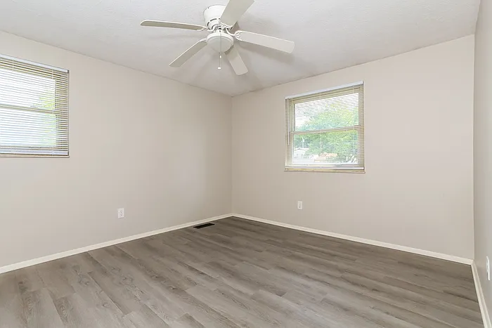 4116 Calumet Cir — Photo 11