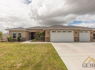 591 Aldrich Dr, Shafter, CA 93263